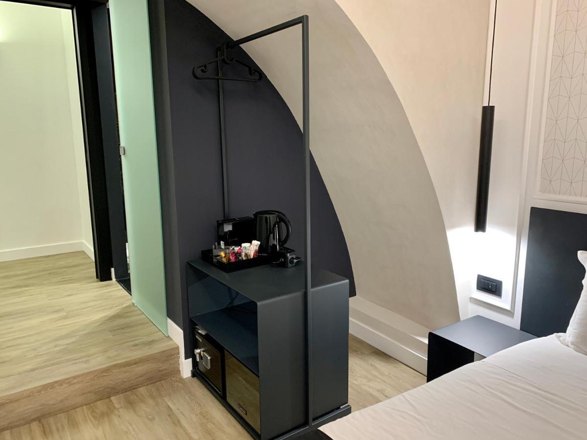 Toledo Boutique Rooms Napoli Bagian luar foto