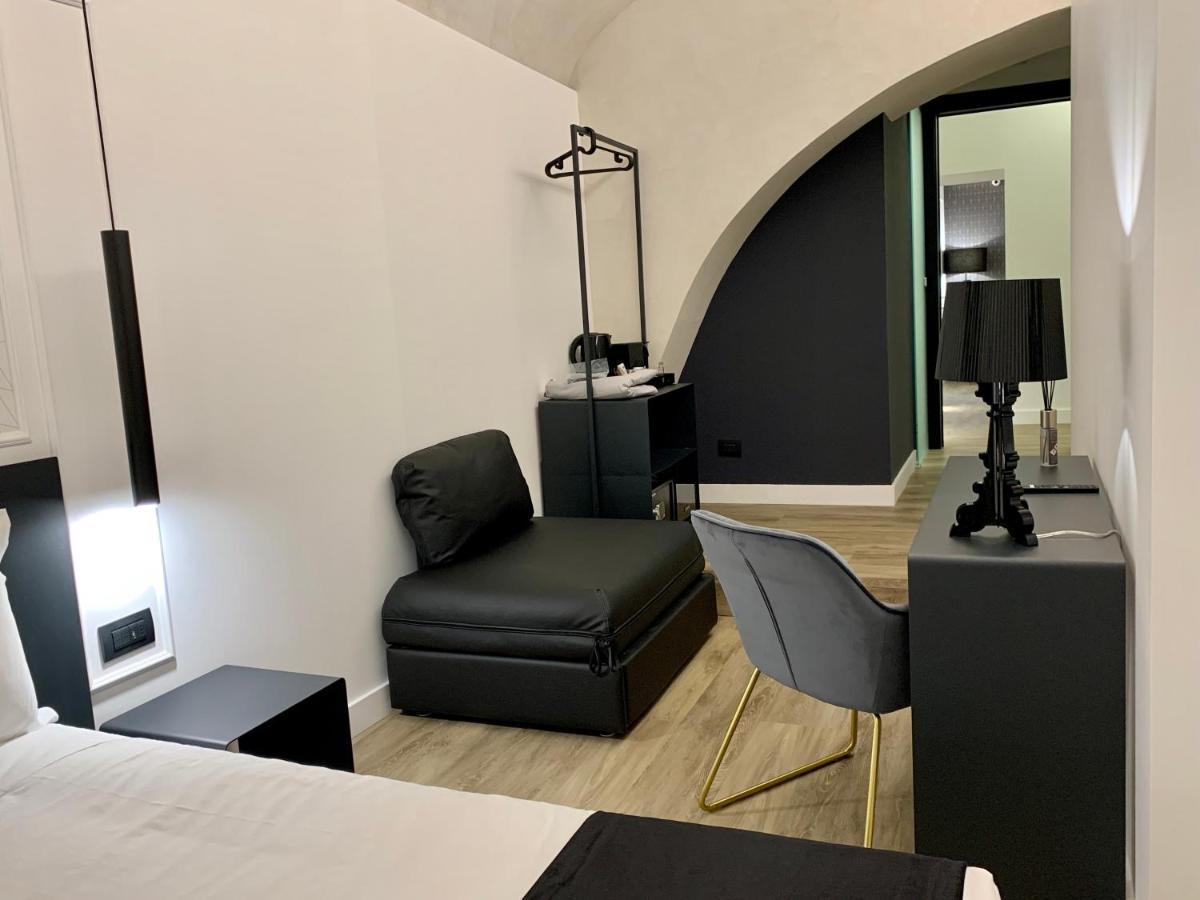 Toledo Boutique Rooms Napoli Bagian luar foto